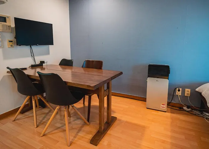 Apartment Momoho Hongdae