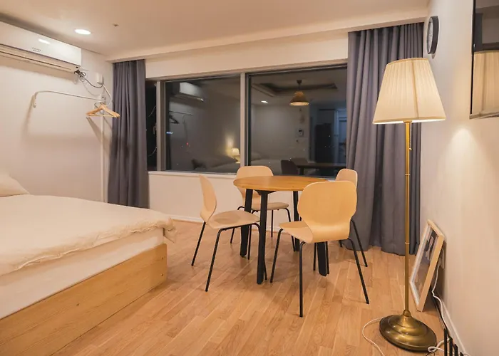 Apartment Momoho Hongdae Seoul