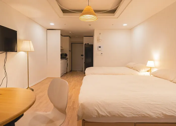 Momoho Hongdae