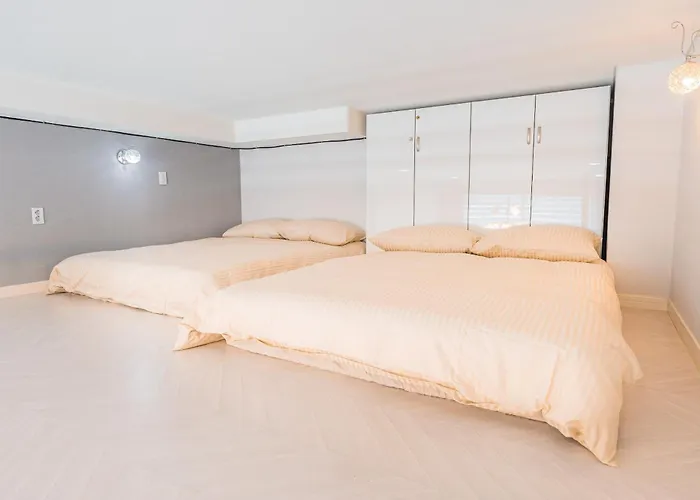Momoho Hongdae Apartment *