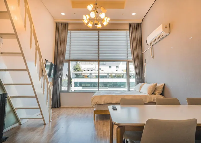 Apartment Momoho Hongdae